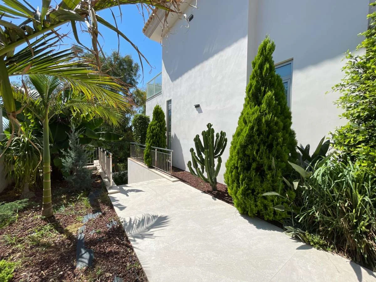 Villa for sale in Les Bassetes