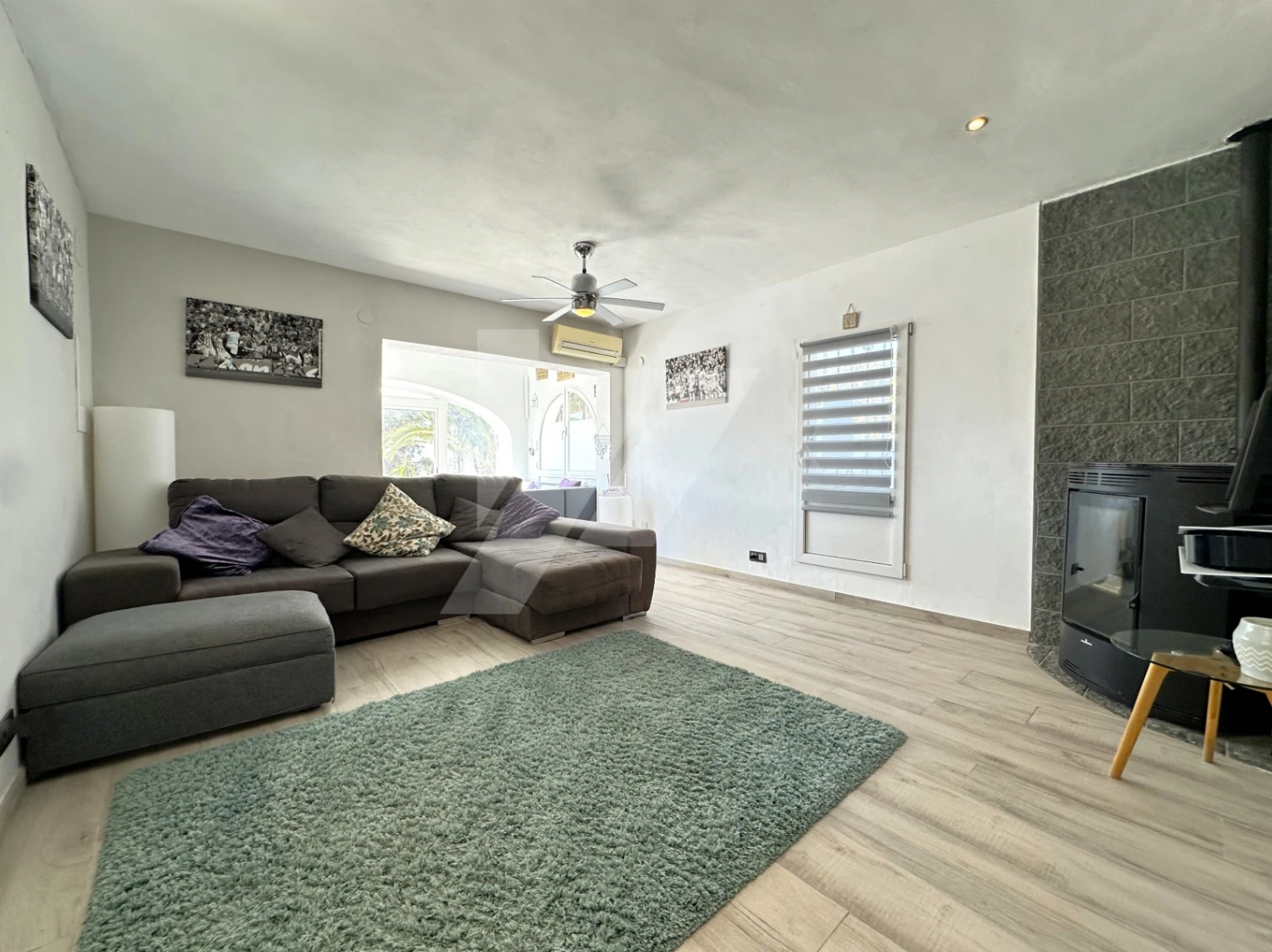 Villa with sea views for sale in Moraira, Costa Blanca.