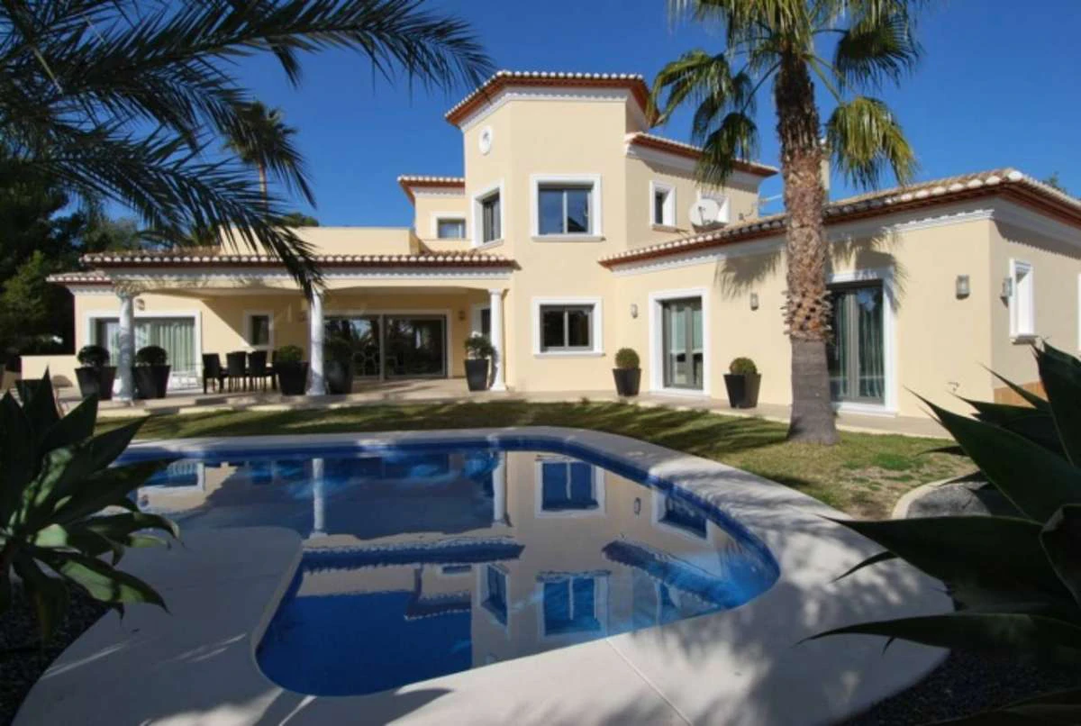 Villa for sale in Benissa Coast