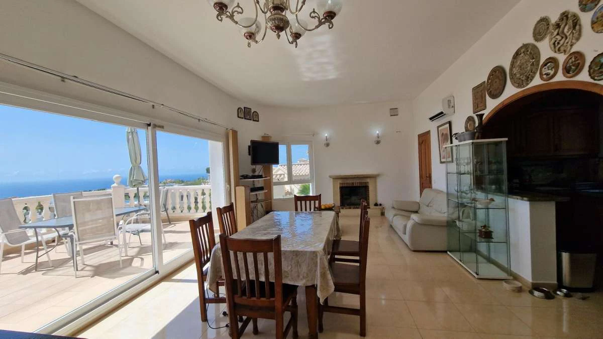 Villa for sale in Benitachell