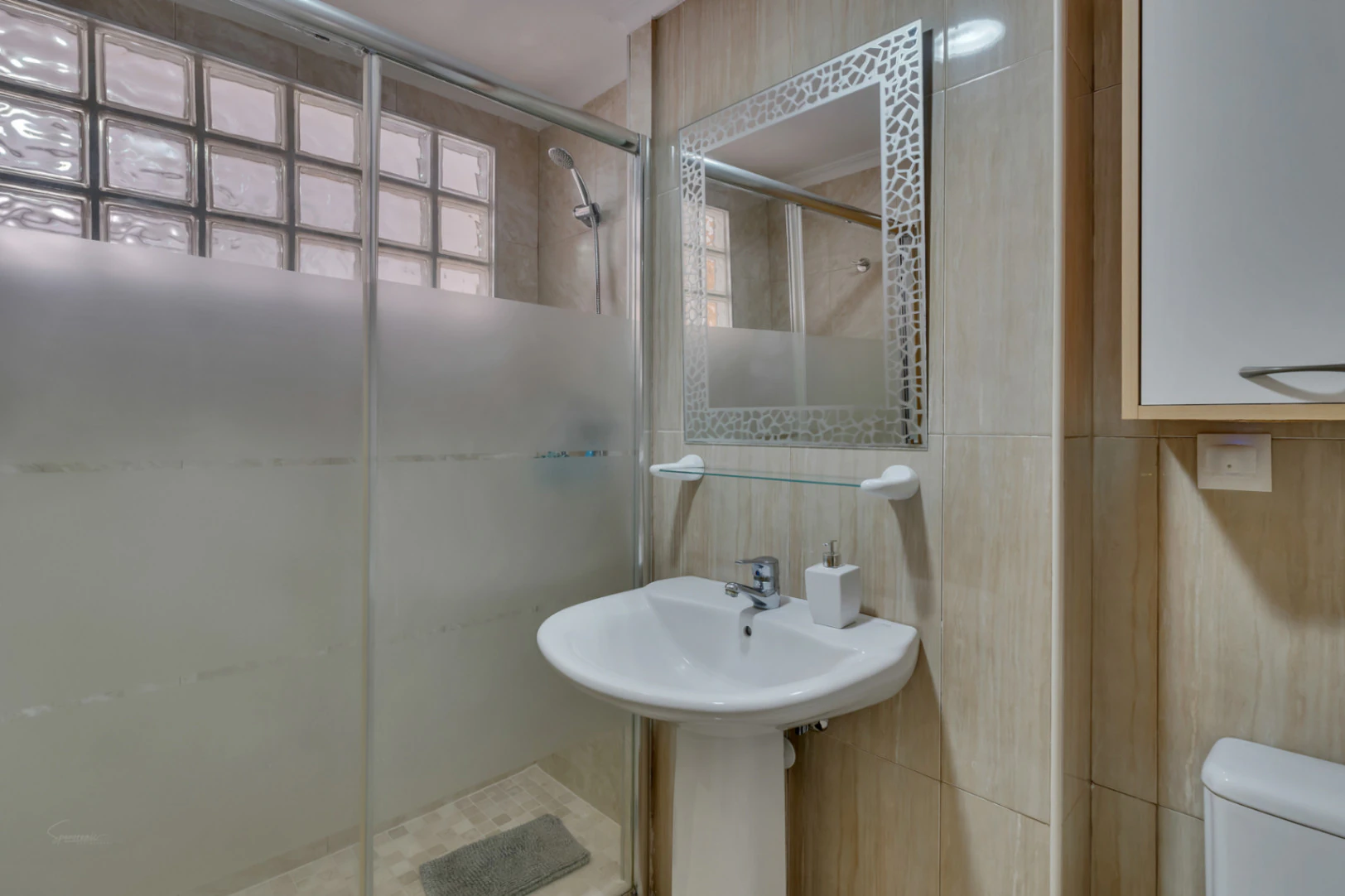 Apartment very close to the old town of Javea with parking.
