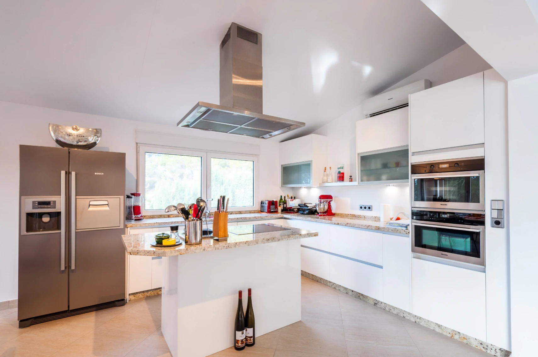 Villa con vista al mar en venta en Moraira, a poca distancia del centro
