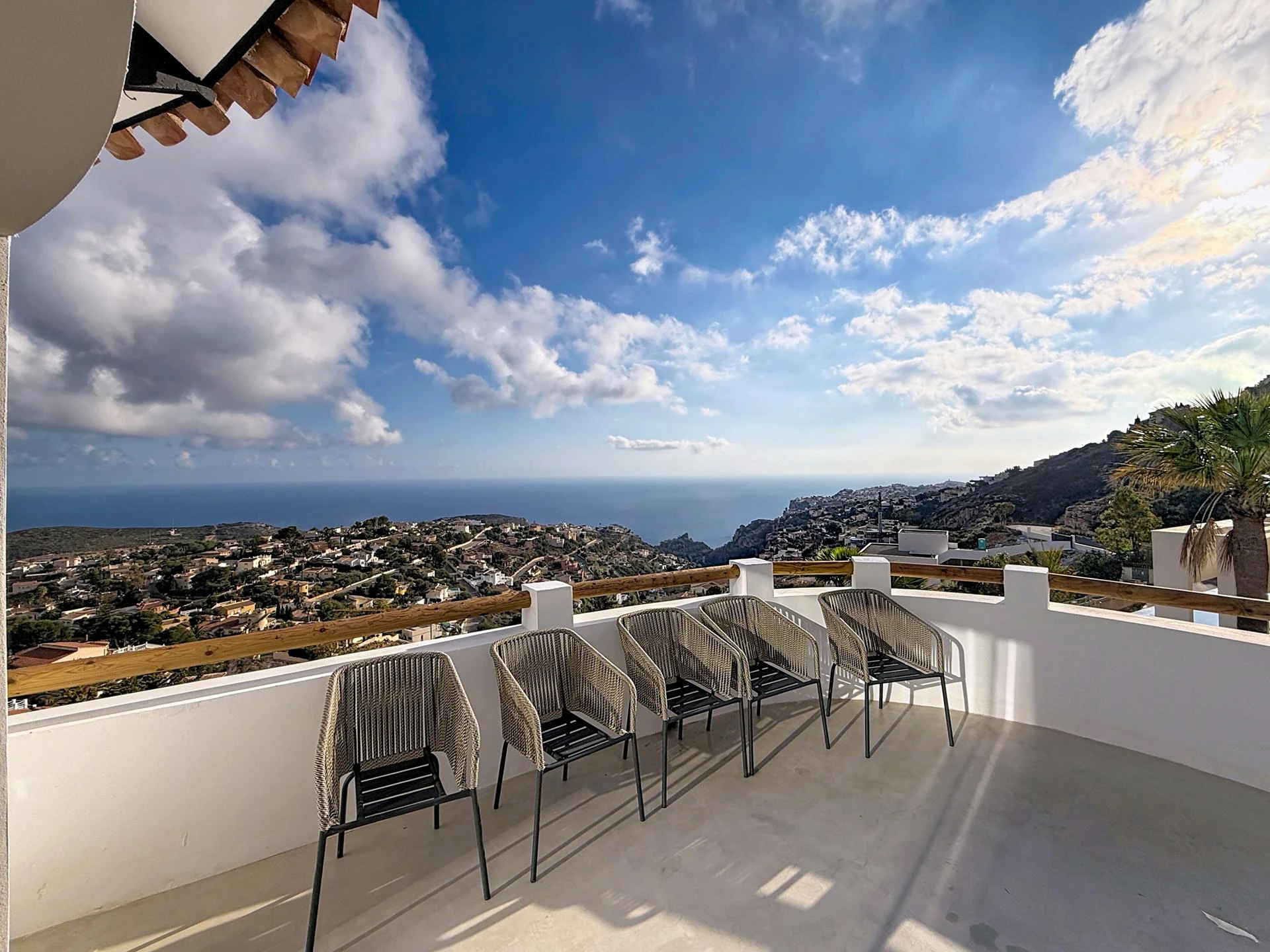 Cumbre del Sol villa renovated with panoramic sea views