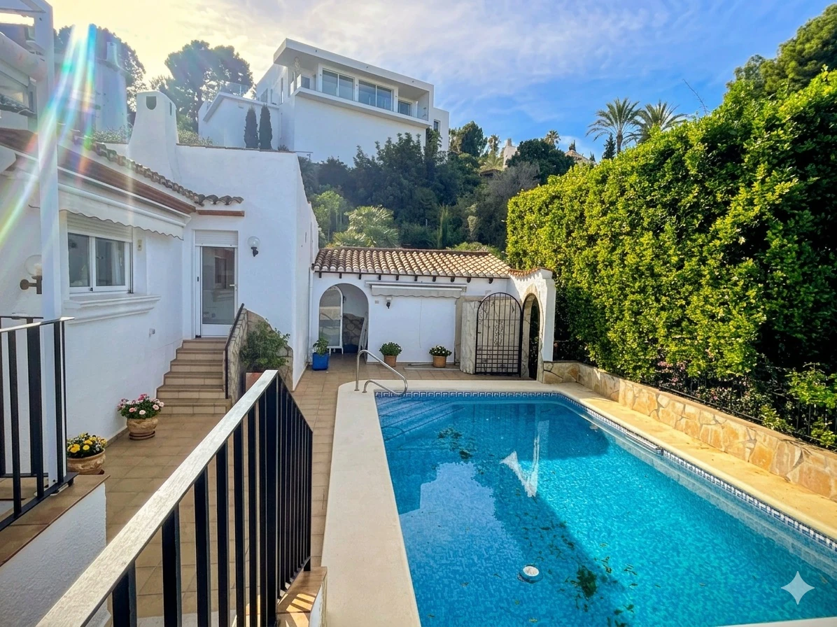 Villa for sale in Pego