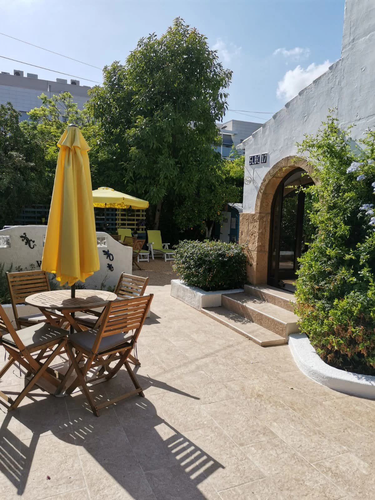 Encantador bungalow de 3 dormitorios en La Cofitsa Jávea