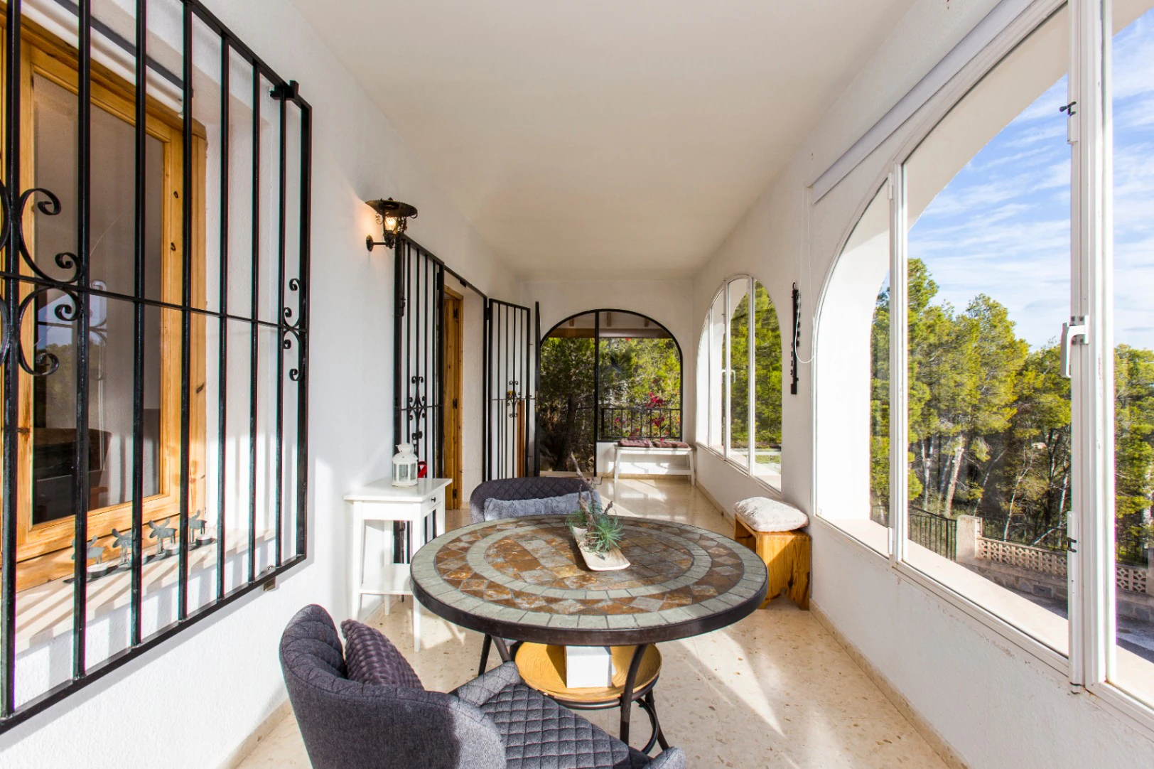 Sea view villa and additional plot for sale in Calpe