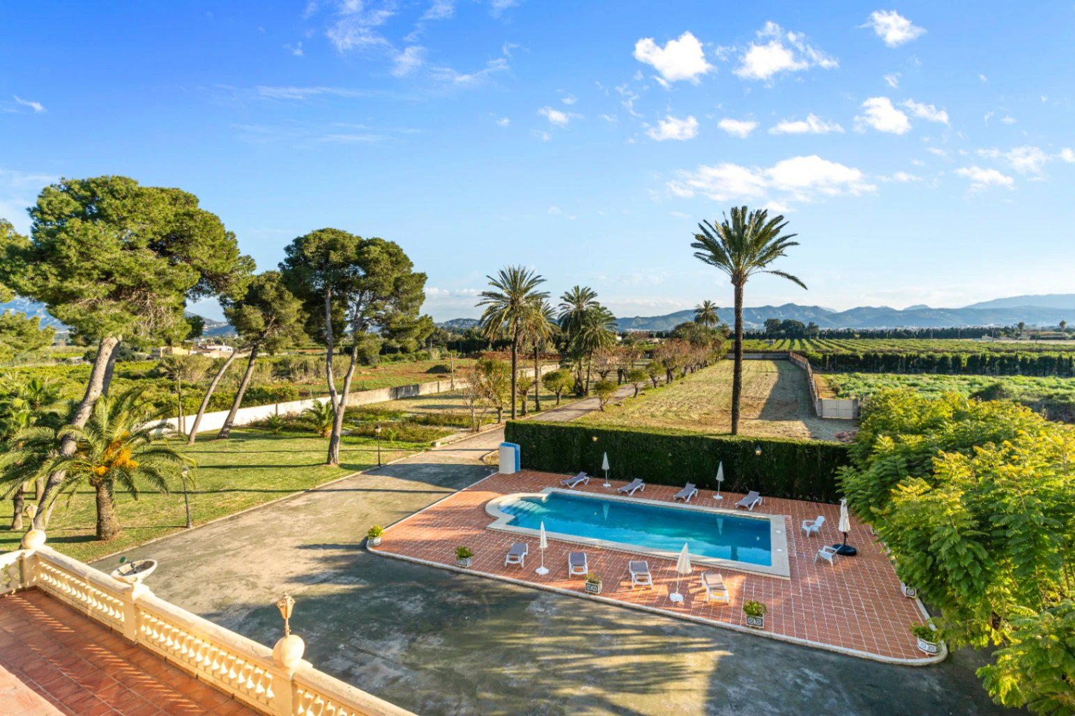 Luxusvilla im barocken Stil zu verkaufen in Denia