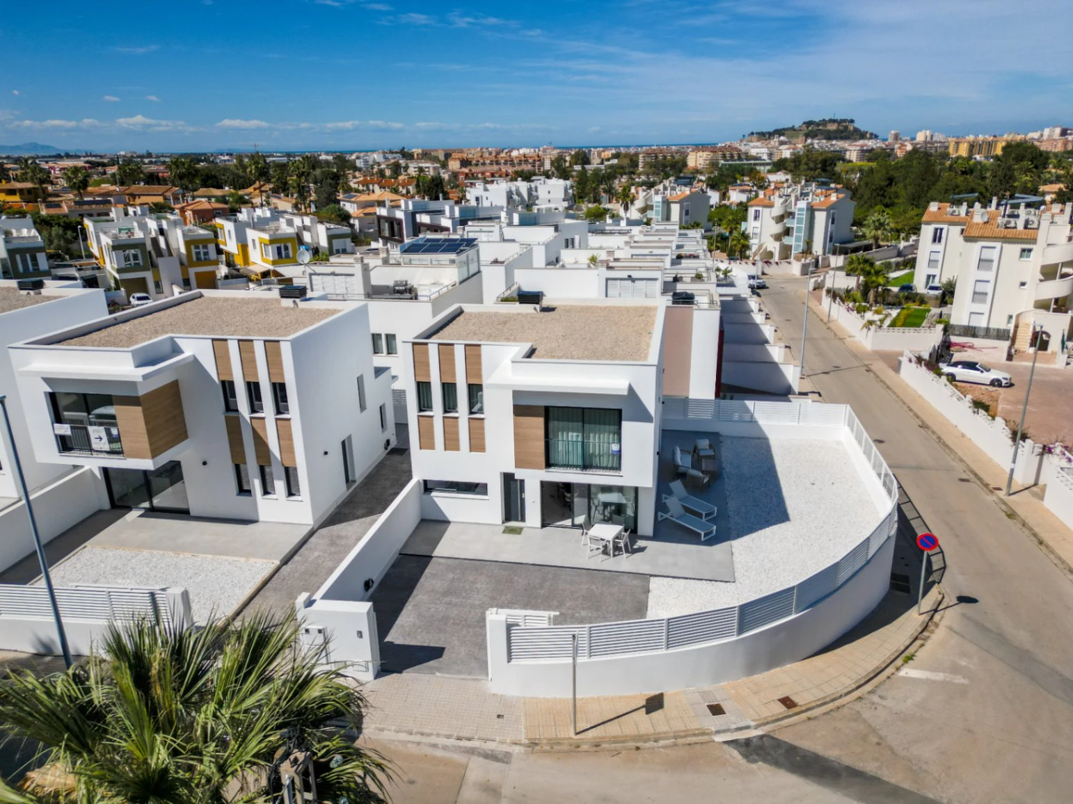 Luxury Contemporary Villas for Sale in Denia