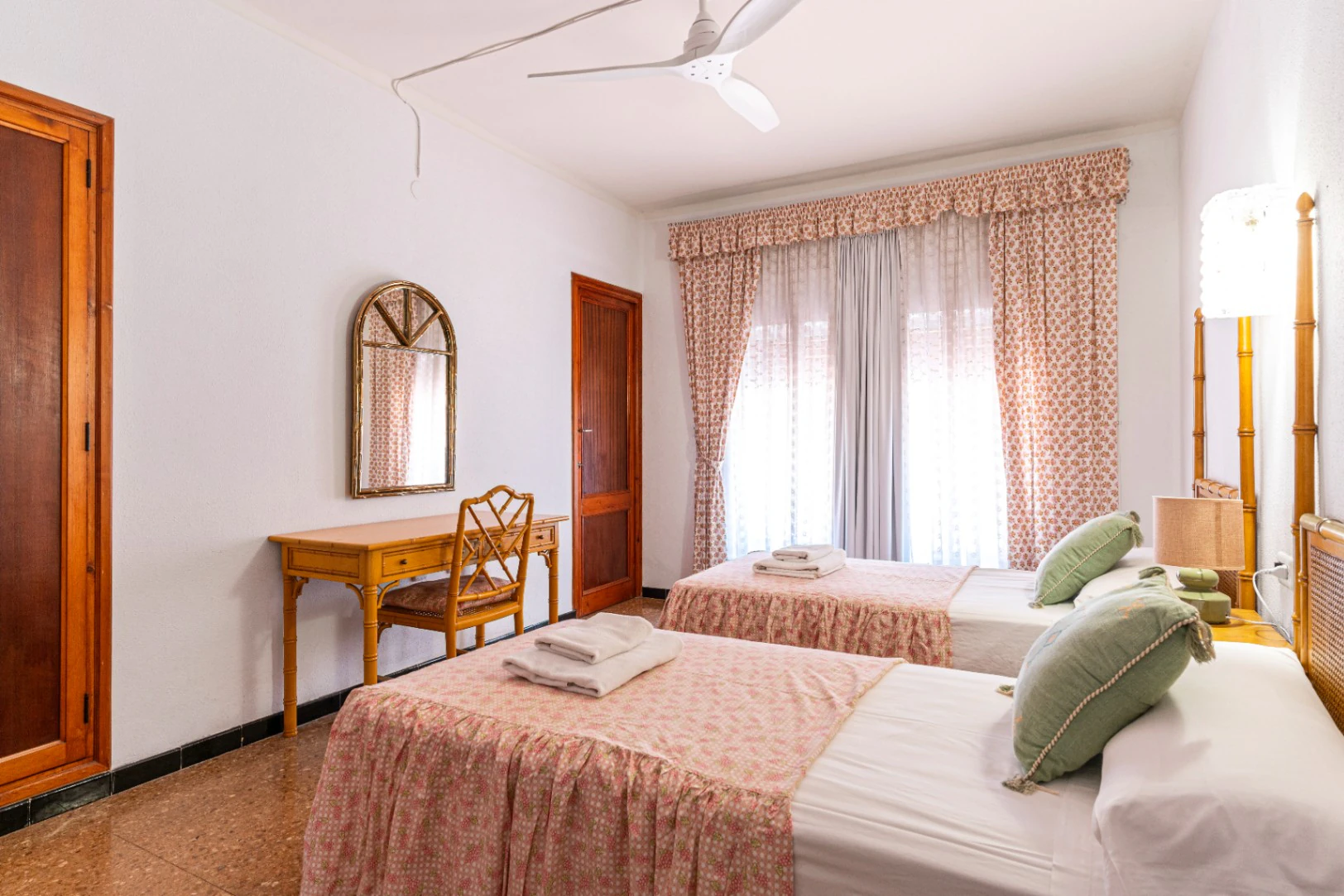 Luxusvilla im barocken Stil zu verkaufen in Denia