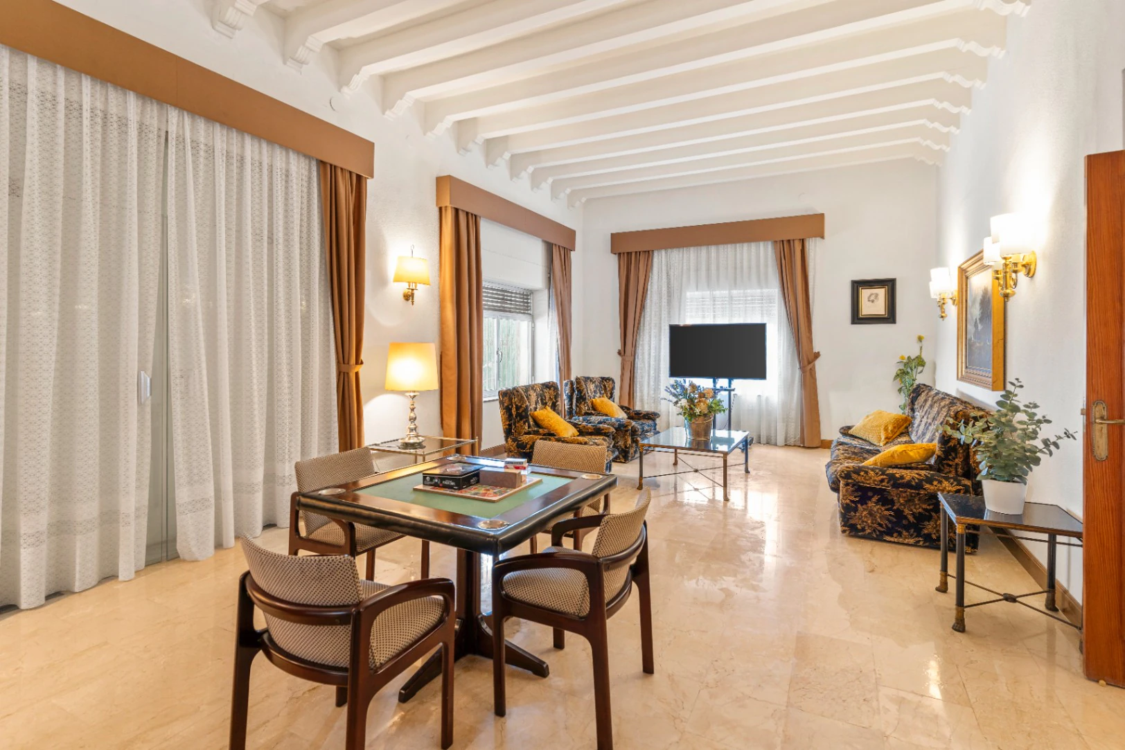 Luxusvilla im barocken Stil zu verkaufen in Denia