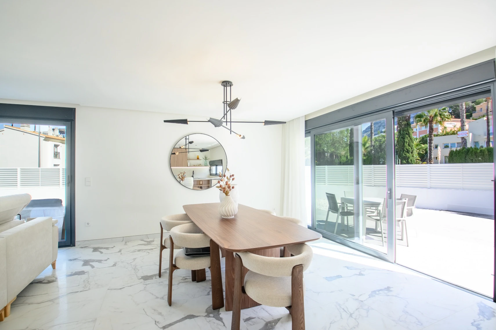 Luxury Contemporary Villas for Sale in Denia