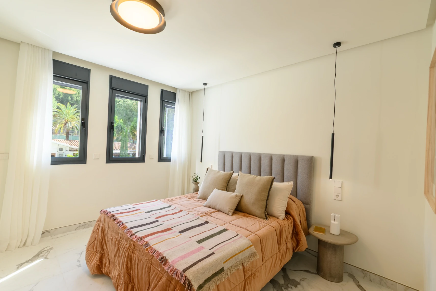 Luxury Contemporary Villas for Sale in Denia