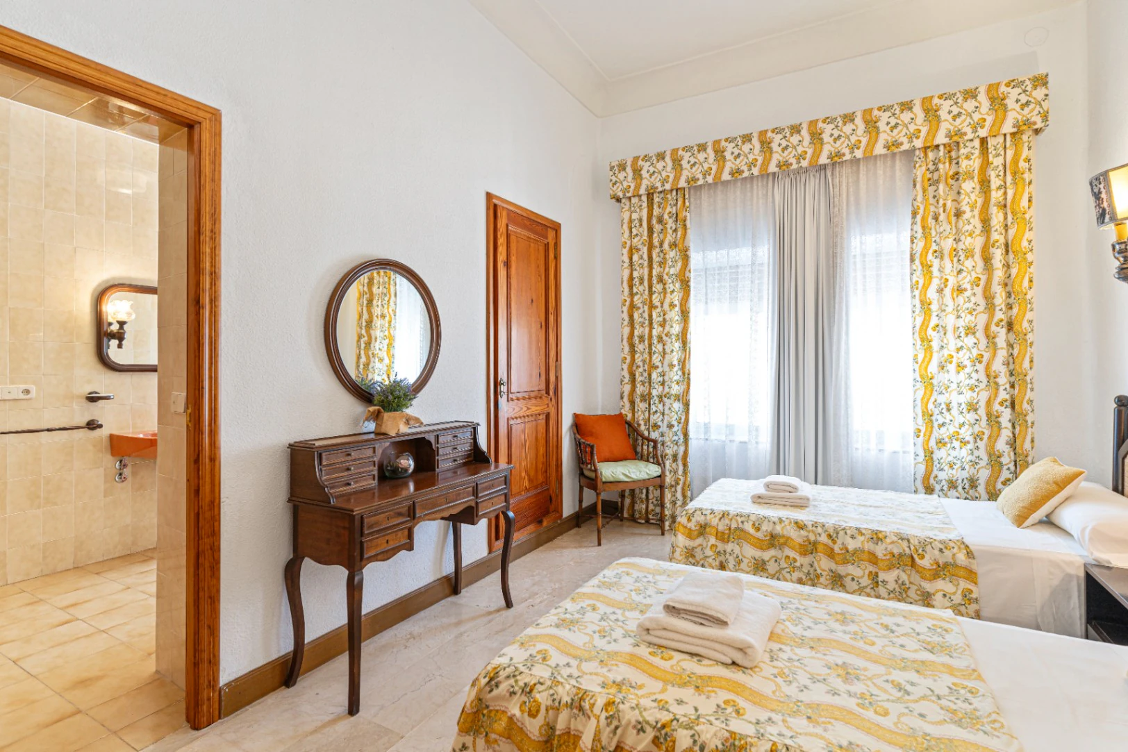 Luxusvilla im barocken Stil zu verkaufen in Denia