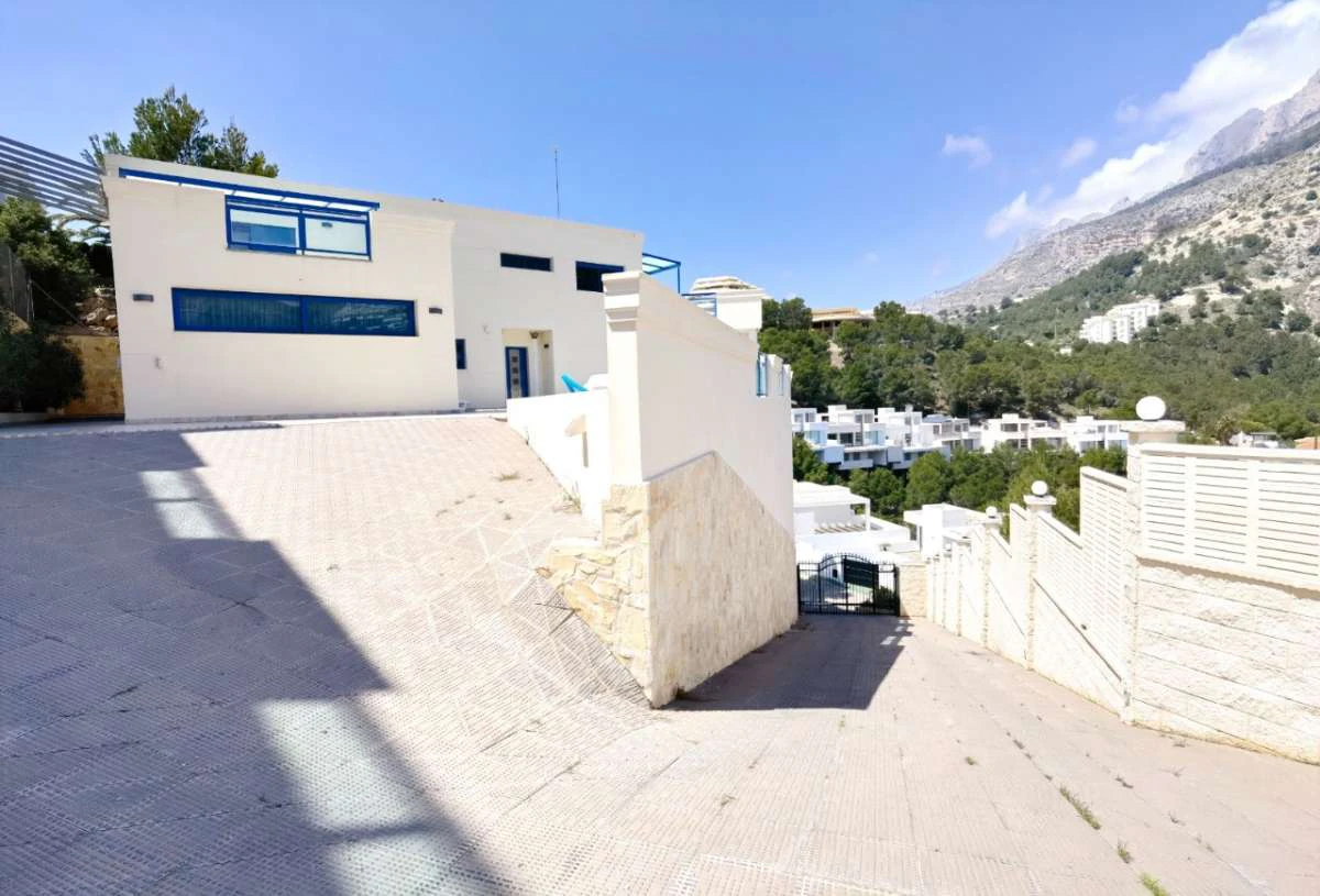 Villa for sale in Altea Hills