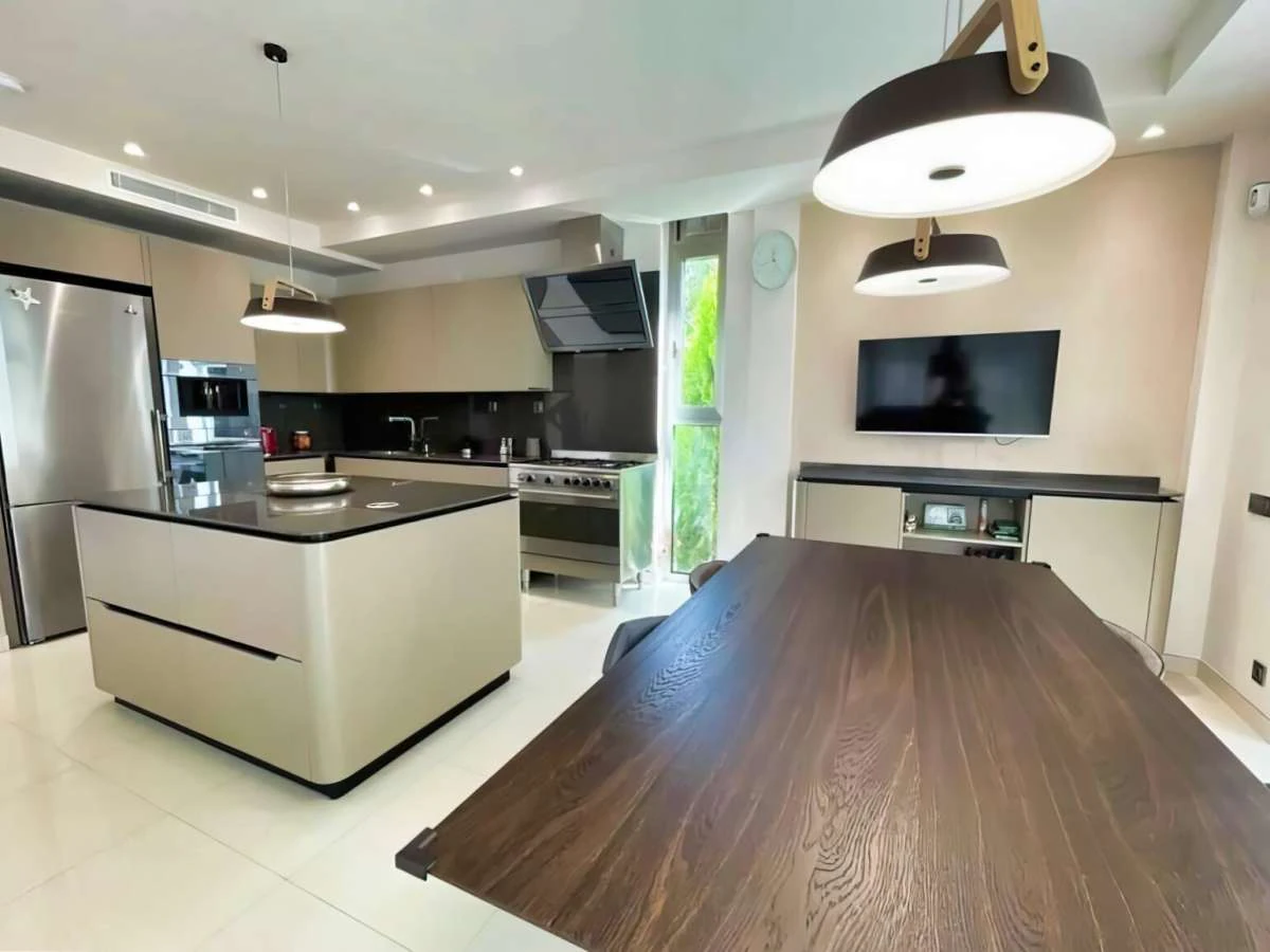 Villa te verkoop in Les Bassetes