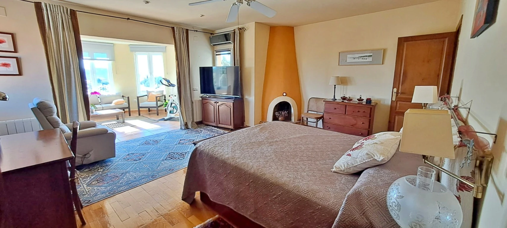 Detached Villa mit Schönem Blick in der Nähe von Alfaz del Pi