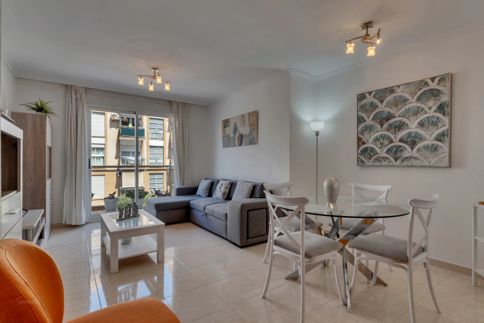 Apartamento muy cerca del casco antiguo de javea con parking