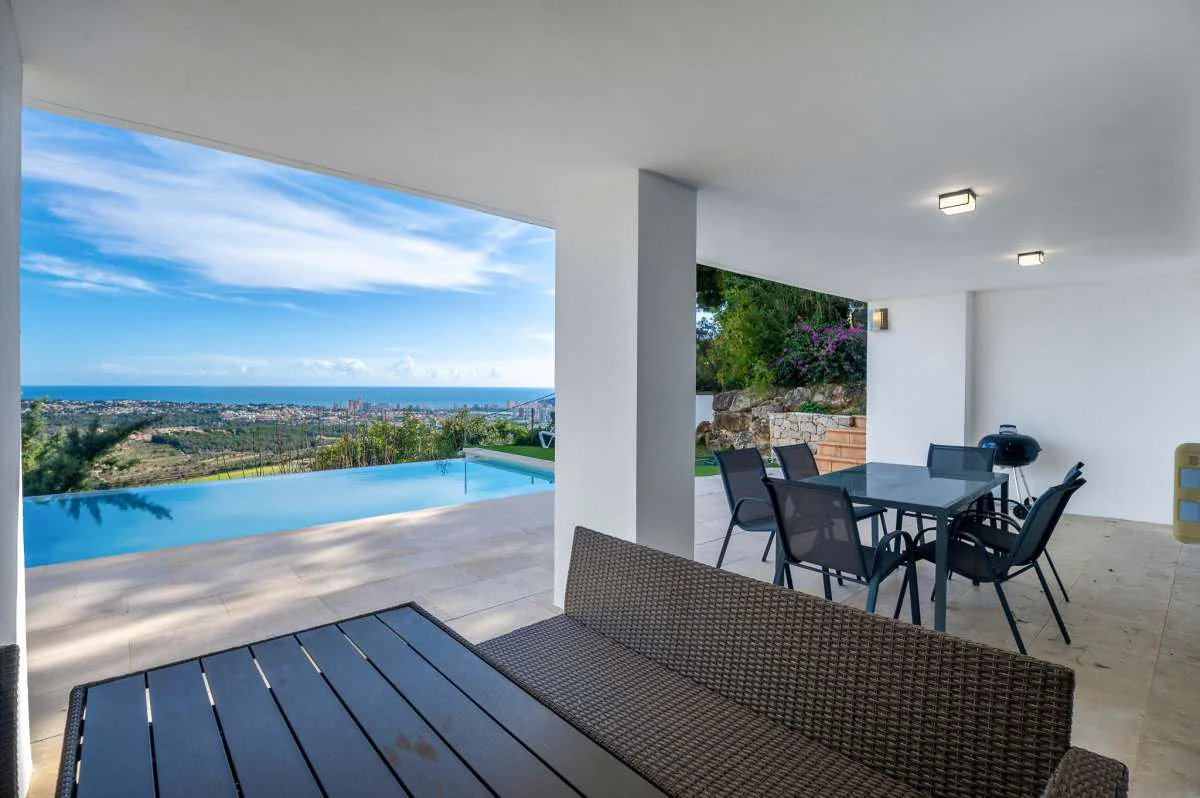 Villa for sale in Calpe