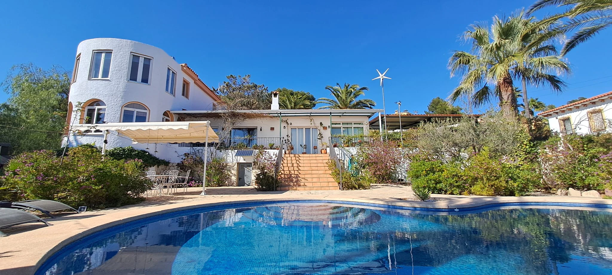 Detached Villa mit Schönem Blick in der Nähe von Alfaz del Pi