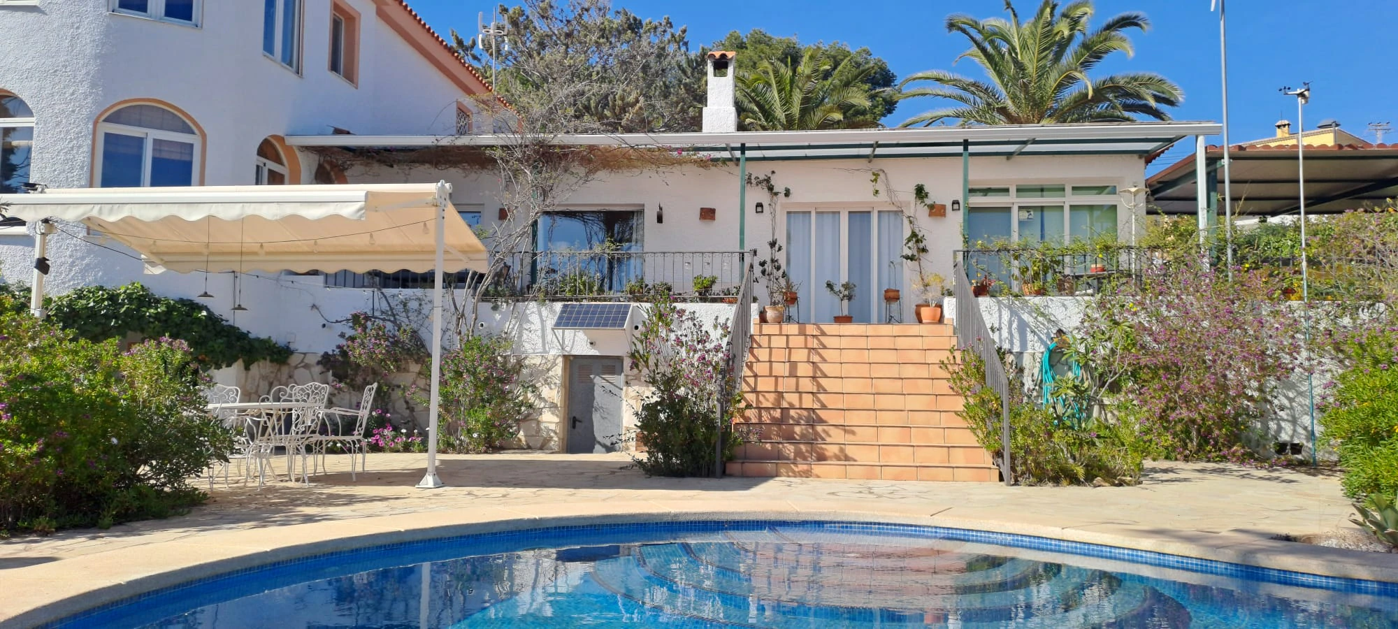 Detached Villa mit Schönem Blick in der Nähe von Alfaz del Pi