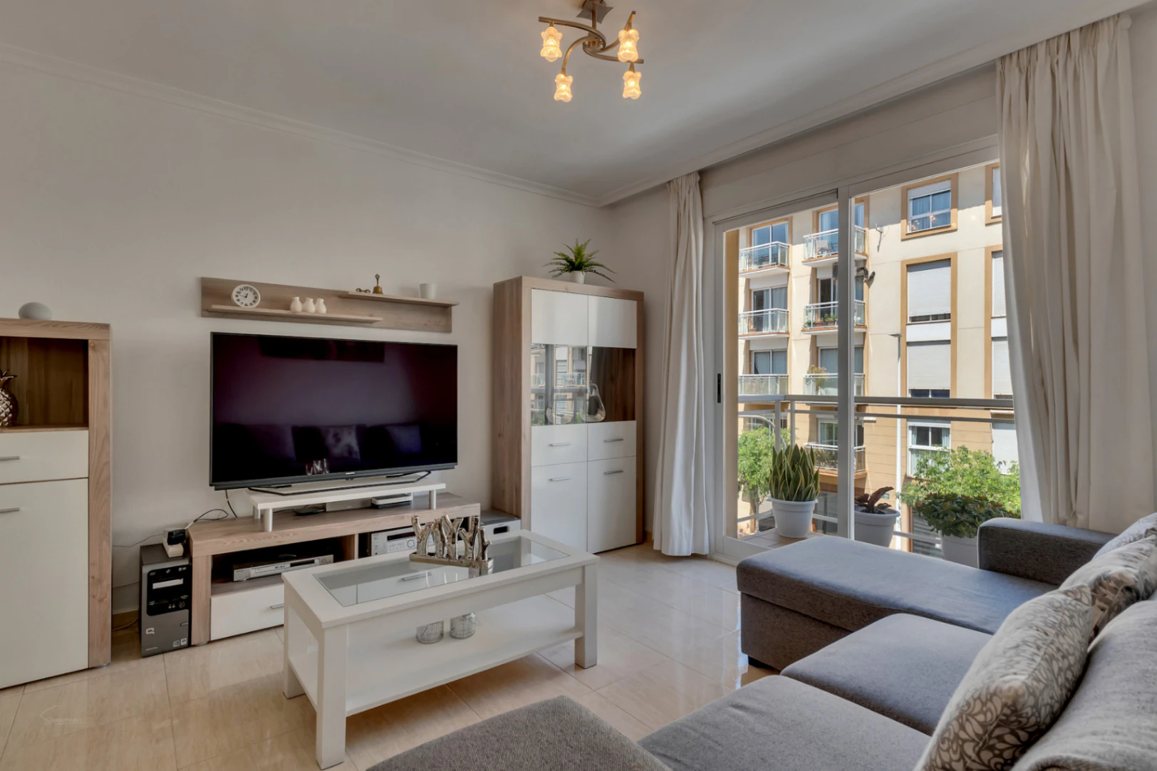 Apartamento muy cerca del casco antiguo de javea con parking