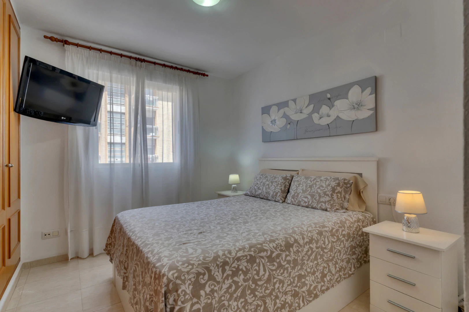 Apartamento muy cerca del casco antiguo de javea con parking