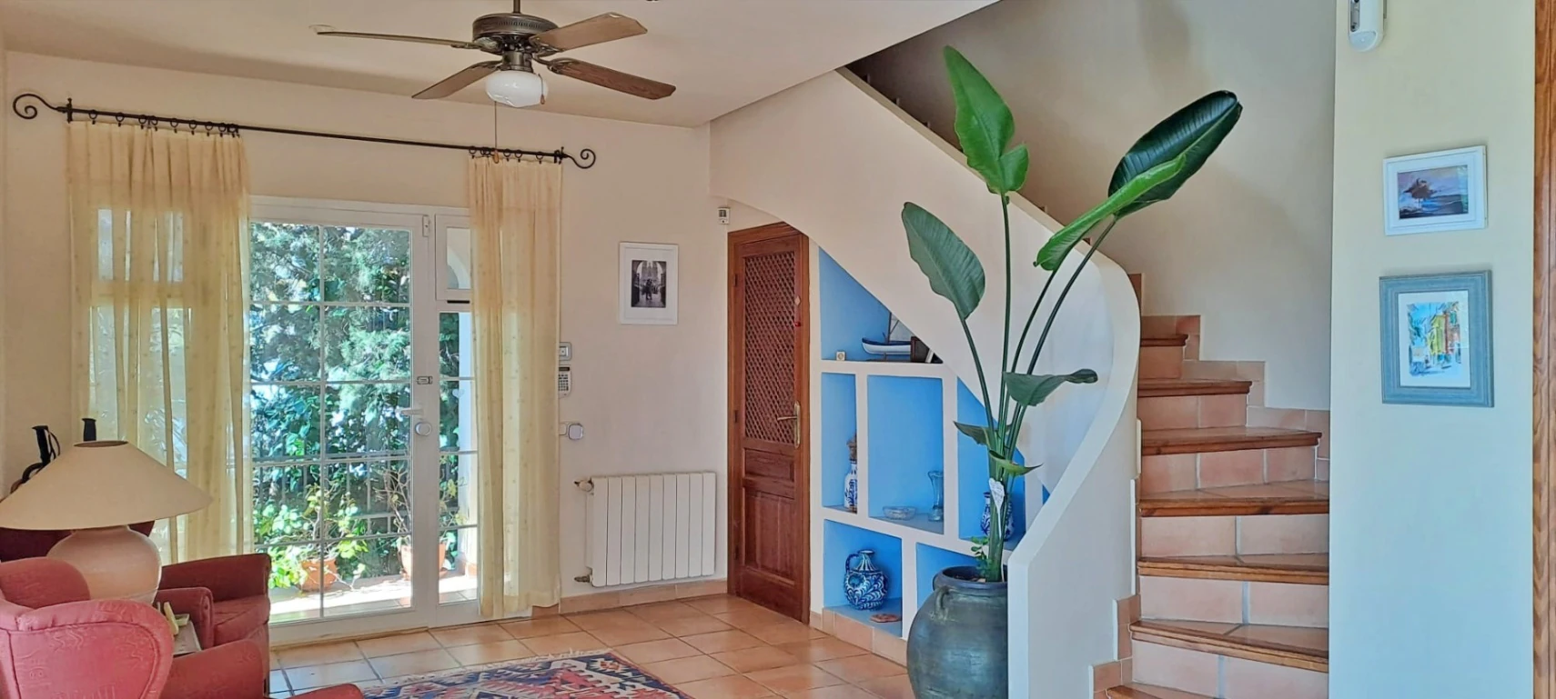 Detached Villa mit Schönem Blick in der Nähe von Alfaz del Pi
