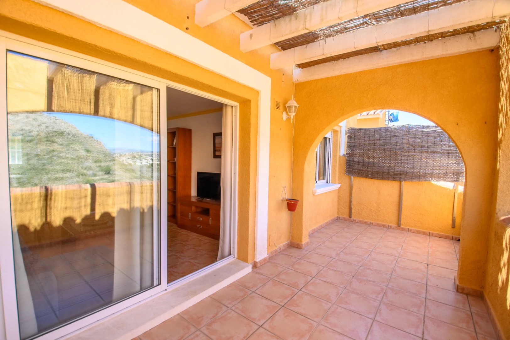 PANORAMABLICK 2-ZIMMER-WOHNUNG IN CUMBRE DEL SOL