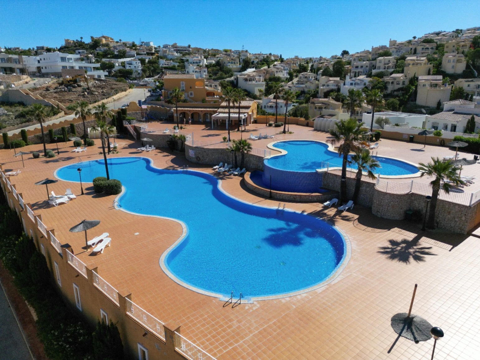 PANORAMABLICK 2-ZIMMER-WOHNUNG IN CUMBRE DEL SOL