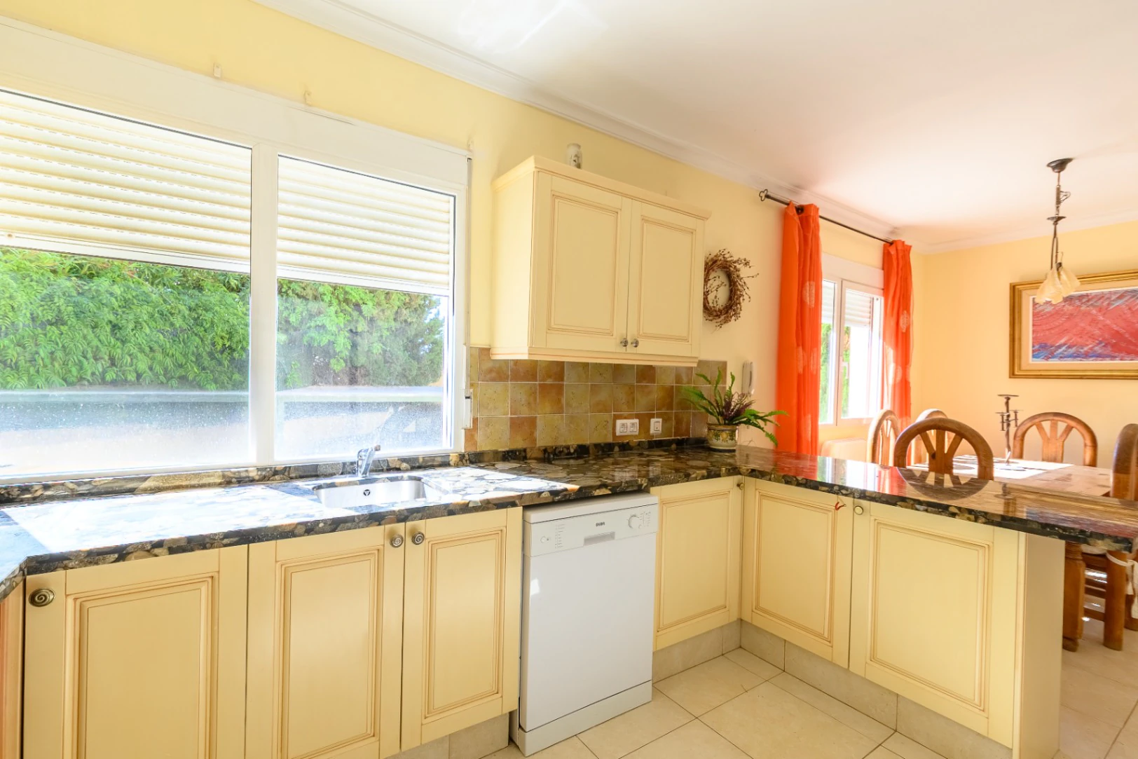 Luxusvilla zu verkaufen in Benissa Costa, 600 m zum Strand La Fustera, Meerblick
