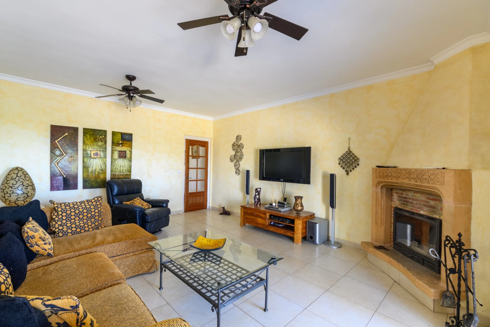Luxusvilla zu verkaufen in Benissa Costa, 600 m zum Strand La Fustera, Meerblick