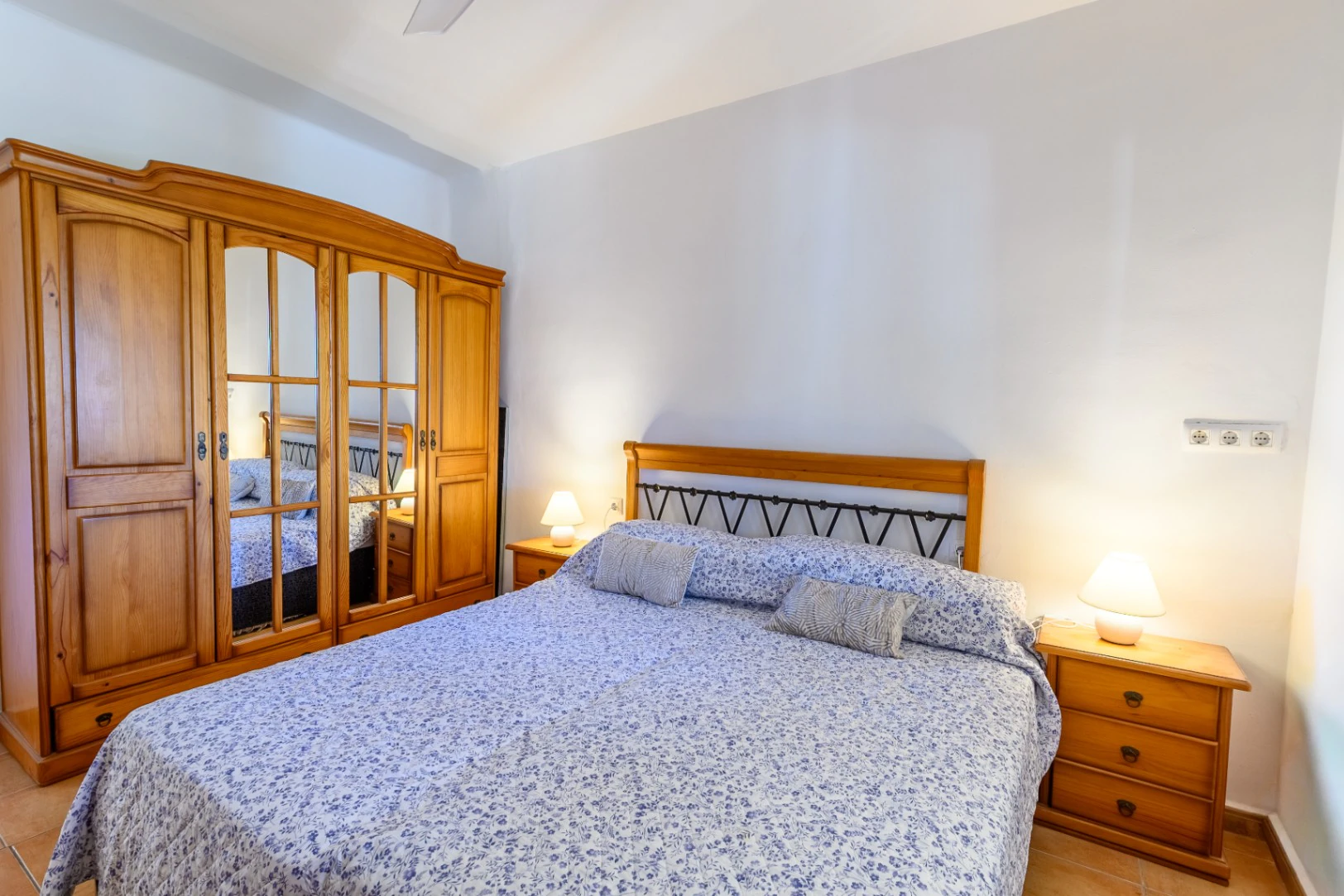 Luxusvilla zu verkaufen in Benissa Costa, 600 m zum Strand La Fustera, Meerblick