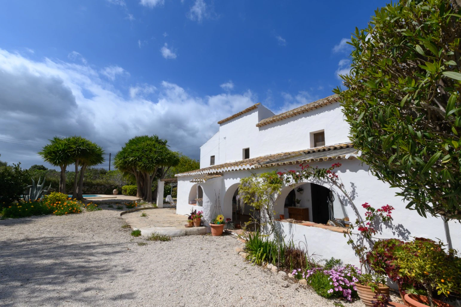 Finca tradicional en venta en Benitachell – 3 dormitorios, piscina y vistas al Montgó
