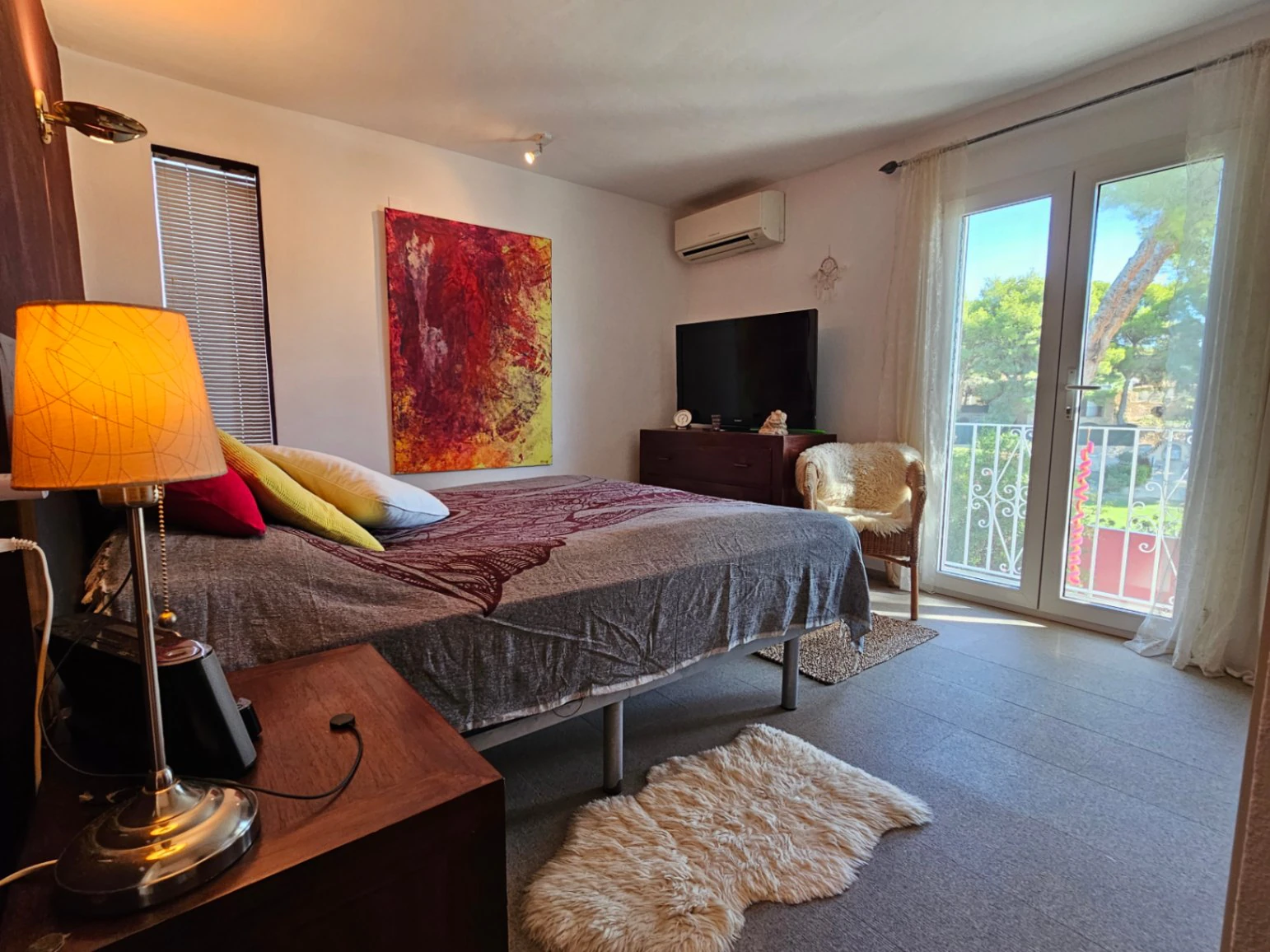 Impresionante villa en venta en Moraira con piscina y jardín