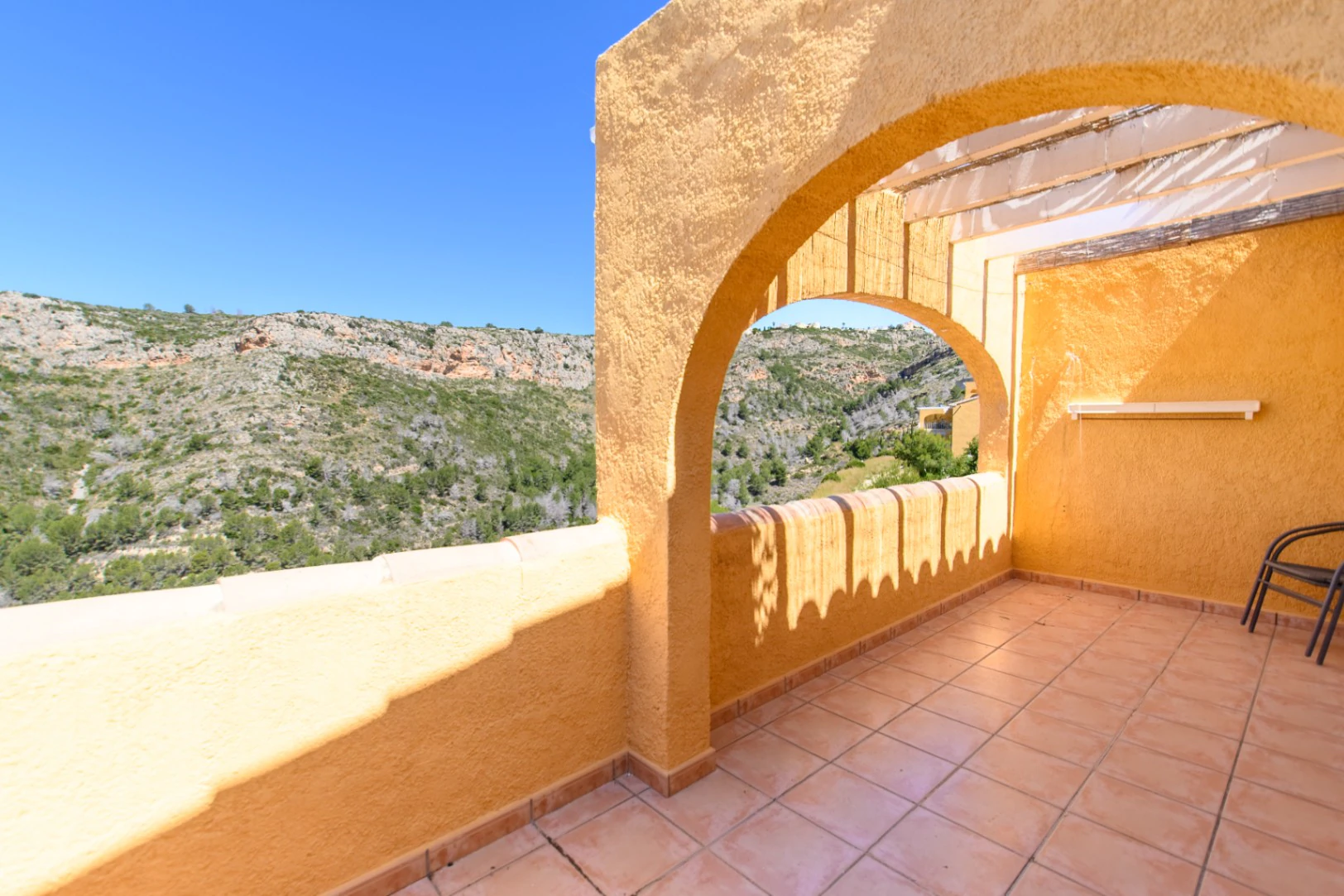 PANORAMABLICK 2-ZIMMER-WOHNUNG IN CUMBRE DEL SOL