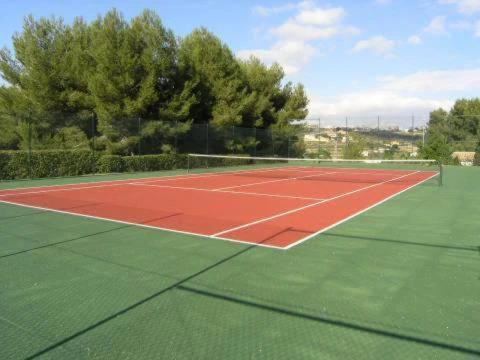 Double-Level 3 Bedroom House Pueblo Alcasar Pool Gardens & Facilities