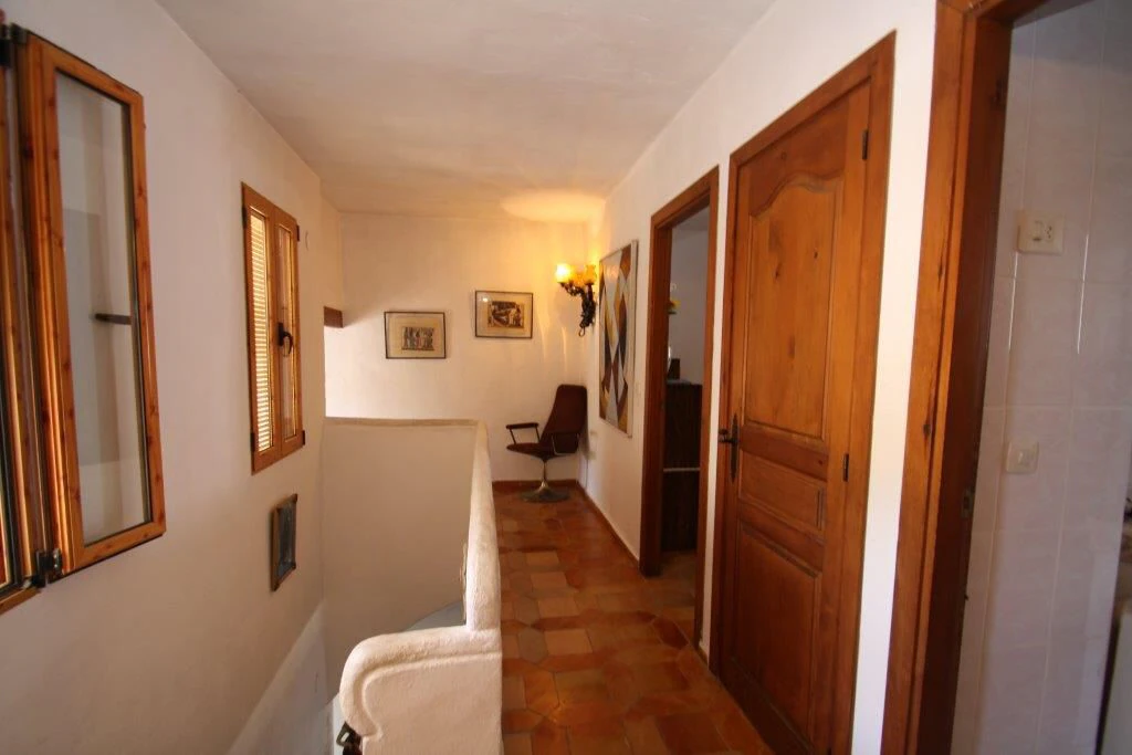 Double-Level 3 Bedroom House Pueblo Alcasar Pool Gardens & Facilities