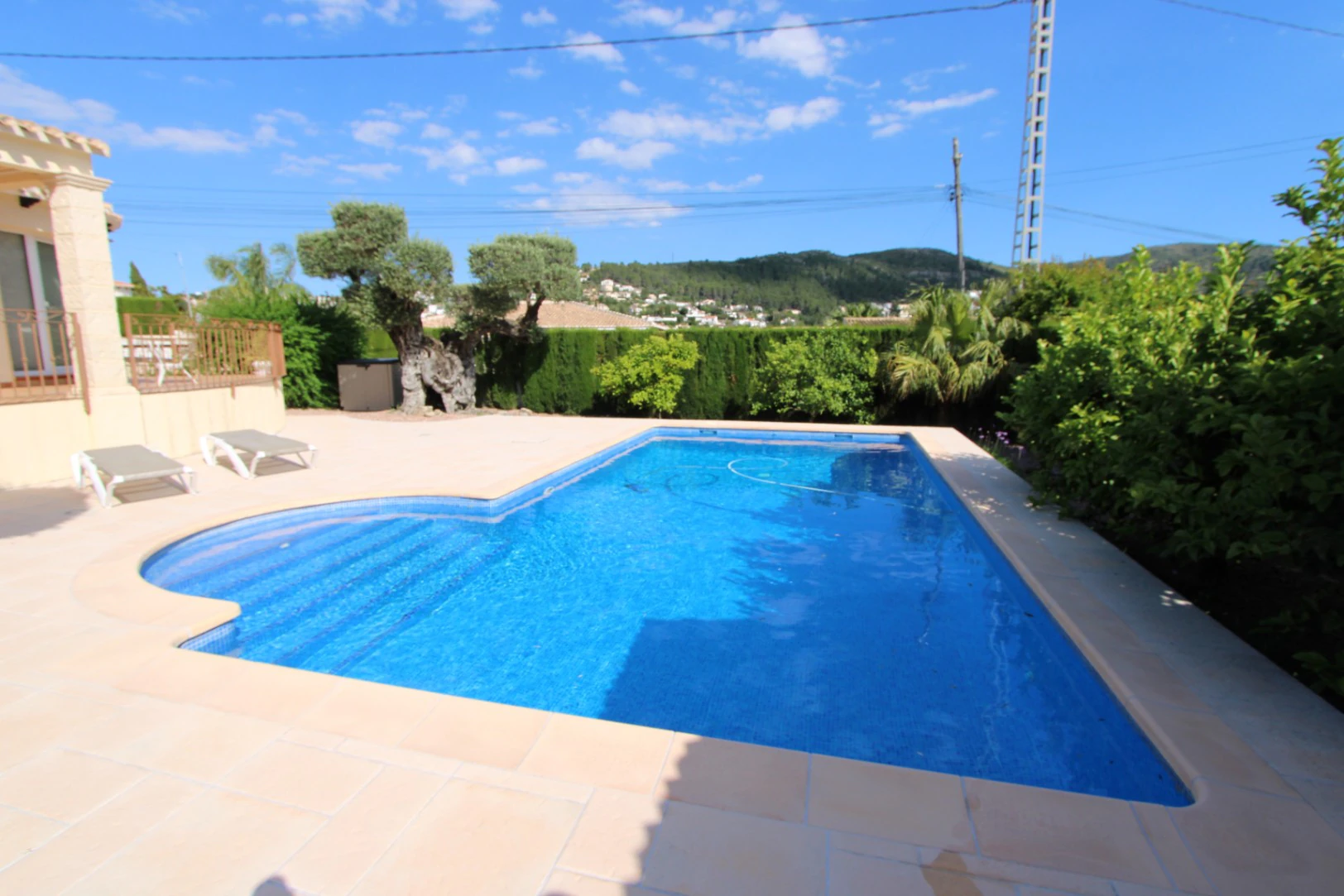 Villa with pool for sale in Orba (El Capso)