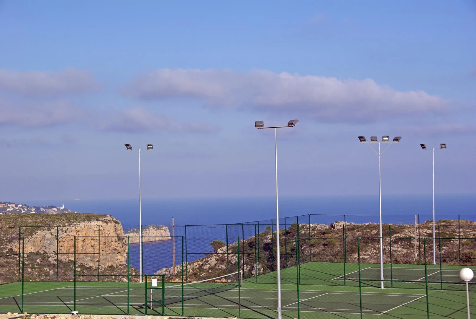 Cumbre del Sol villa de lujo moderno con impresionantes vistas al mar