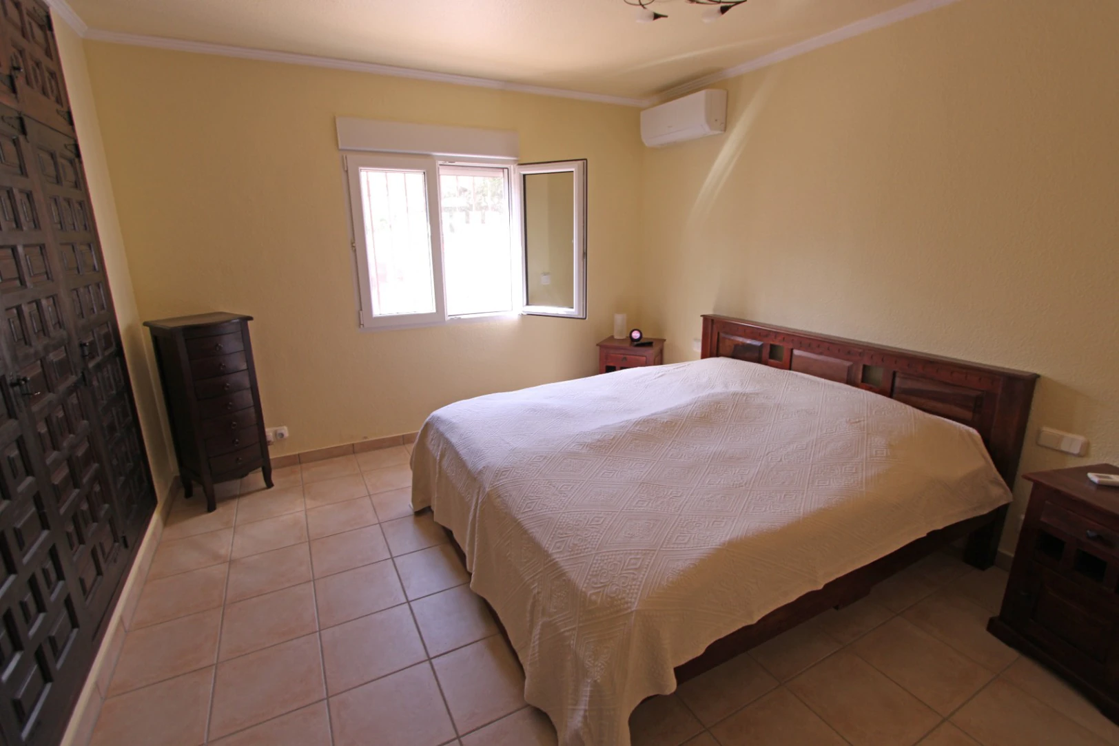 Villa with pool for sale in Orba (El Capso)
