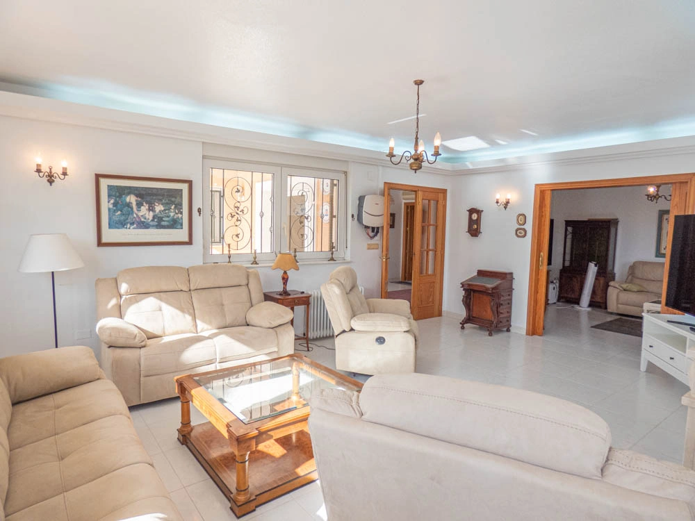 Villa à la vente à San Miguel De Salinas