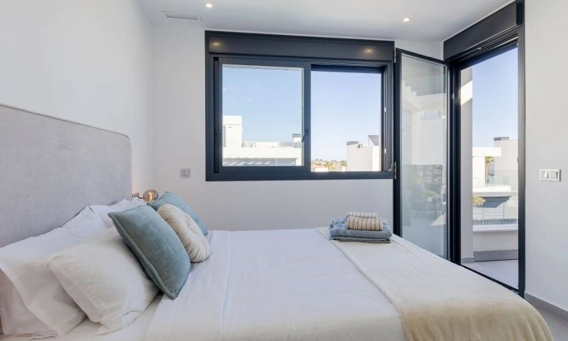 Villa for sale in Algorfa
