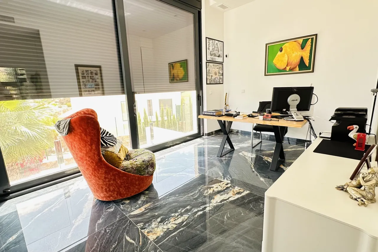 Villa zum verkauf in Las Colinas Golf Resort