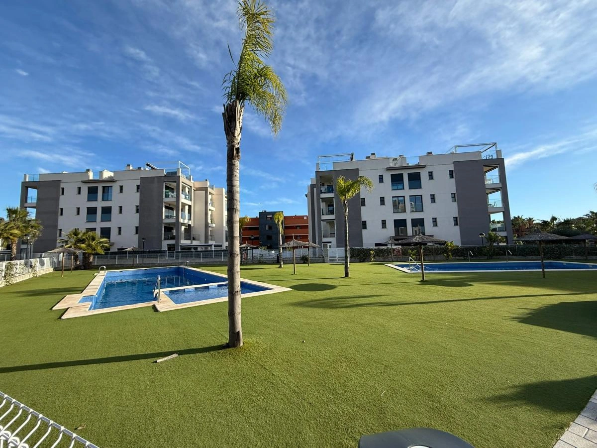 Apartment for sale in Villamartin