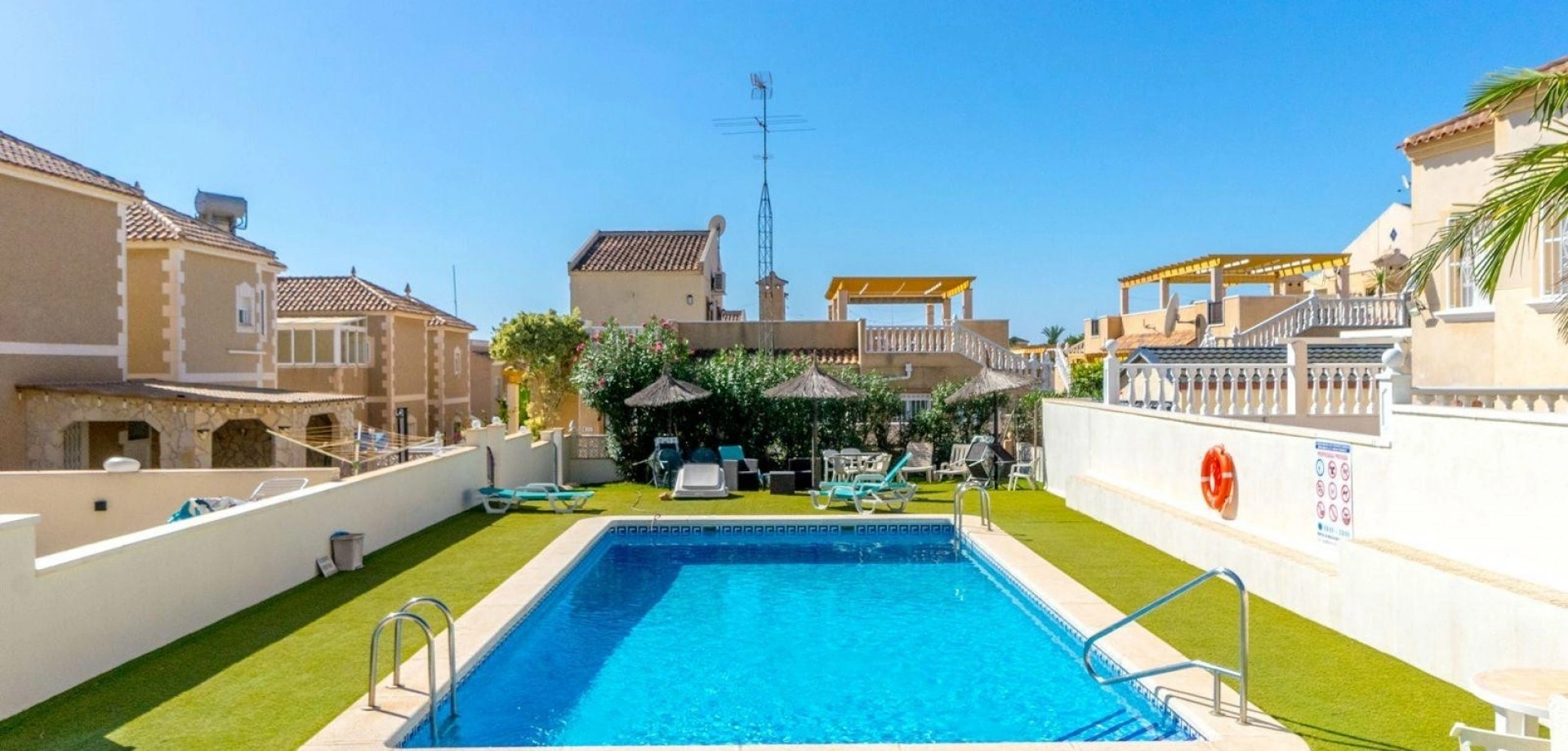 Detached Villa à la vente à Orihuela Costa