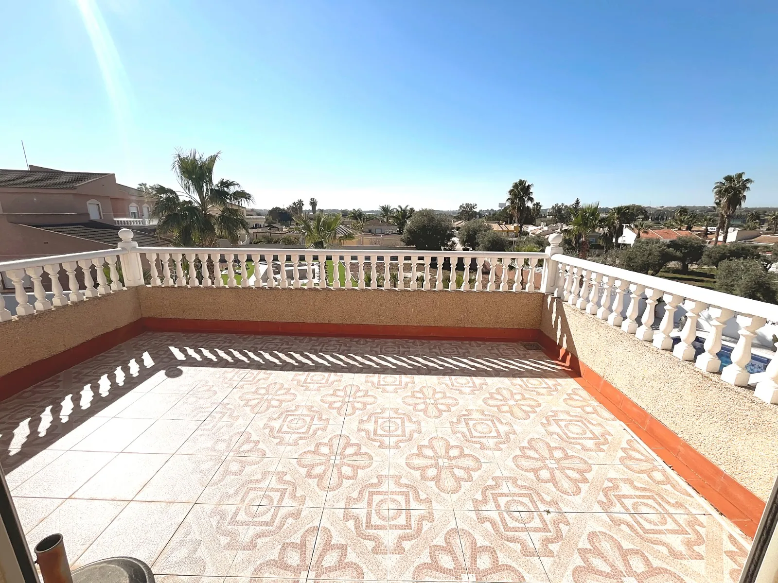 Villa for sale in Benijófar