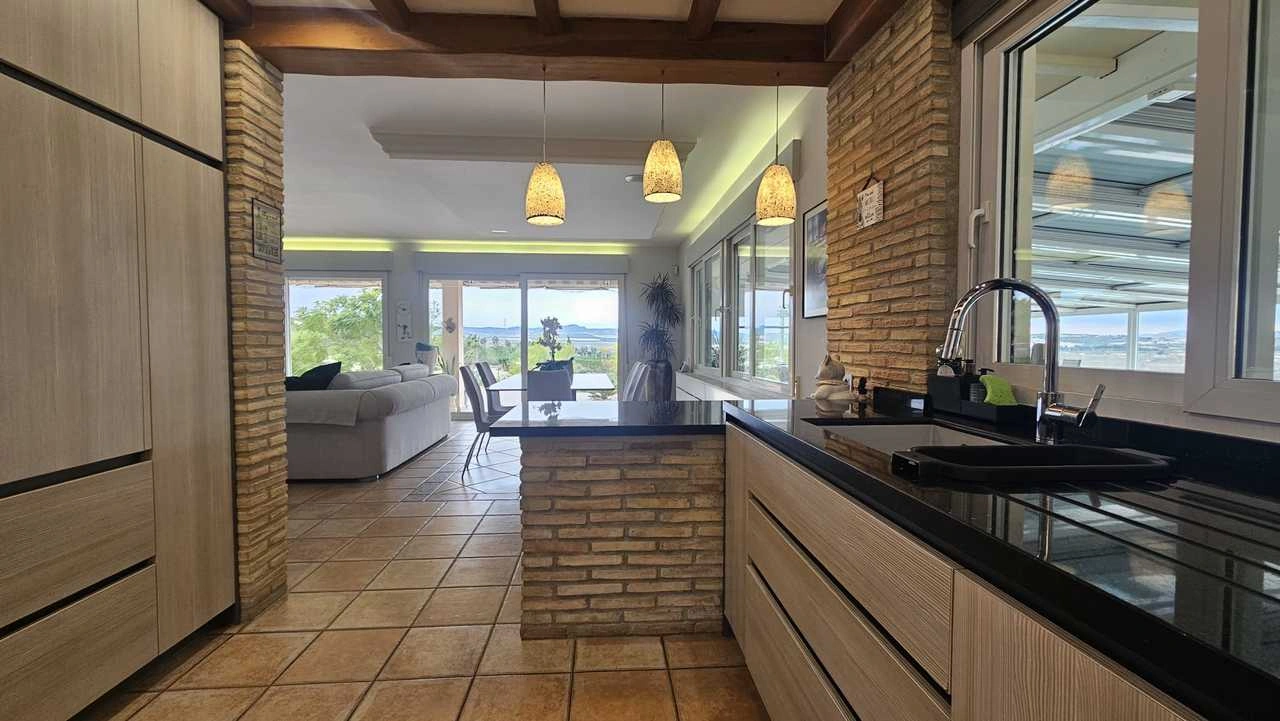 Villa à la vente à Torremendo