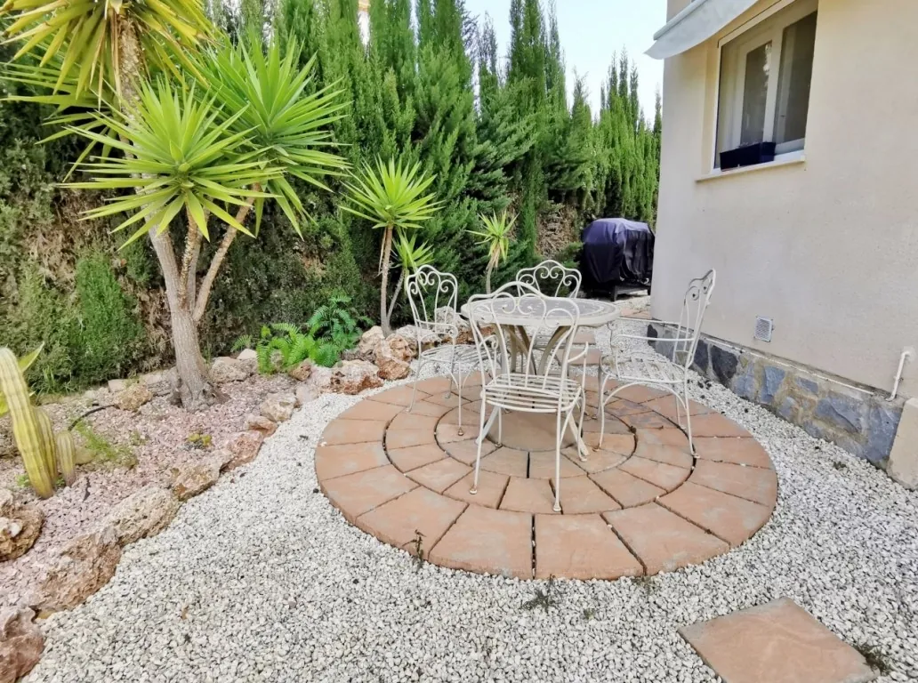 Villa for sale in Las Ramblas Golf Resort