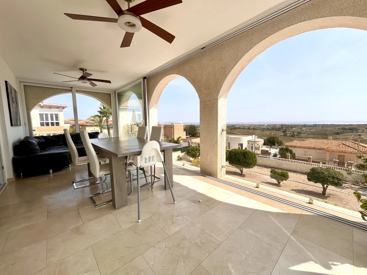 Villa à la vente à San Miguel De Salinas