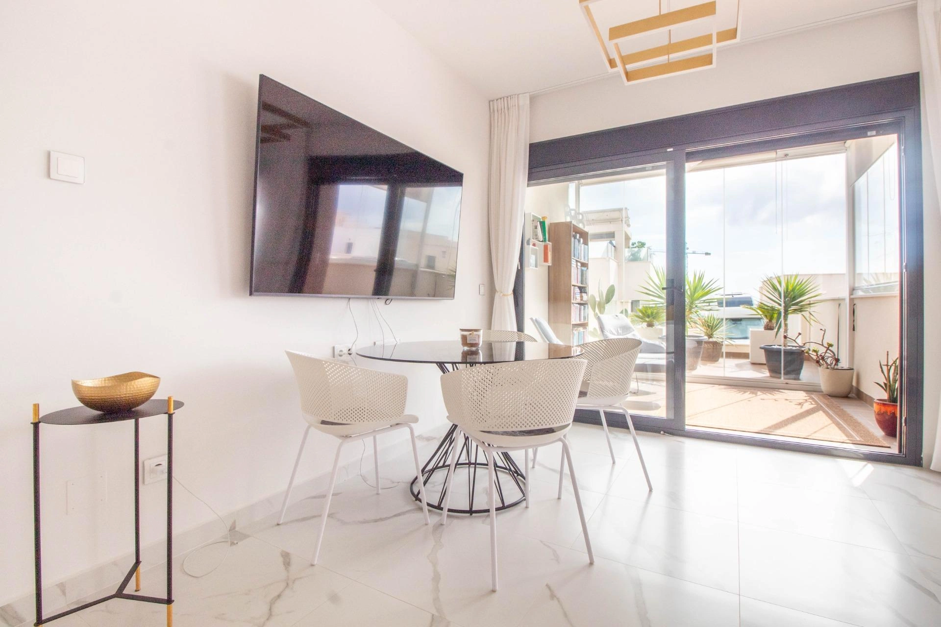 Piso en venta en San Miguel De Salinas